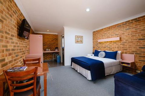 Lydoun Motel - New Castle Holiday 0