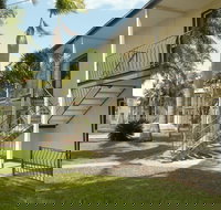 Ocean Breeze Units - New Castle Holiday