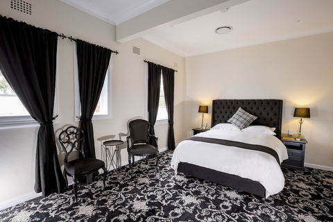 The Commercial Boutique Hotel - New Castle Holiday 3