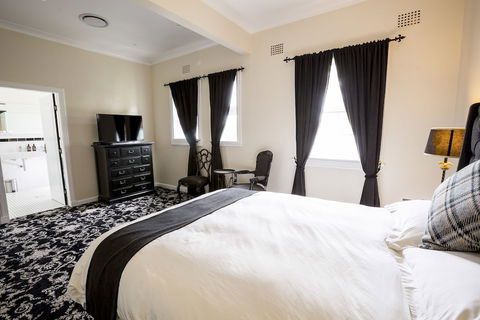 The Commercial Boutique Hotel - New Castle Holiday 0