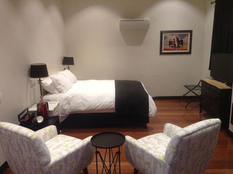 The Commercial Boutique Hotel - New Castle Holiday 6