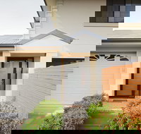 Charlestown Terrace - New Castle Holiday