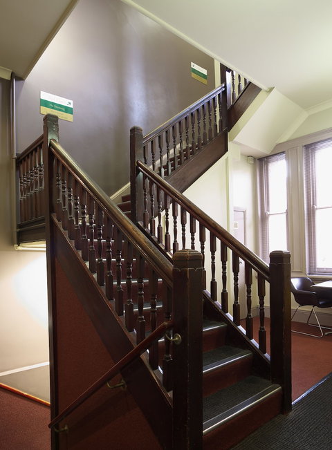 The George Sydney - New Castle Holiday 1