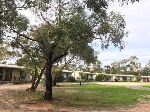 Stawell Holiday Cottages - New Castle Holiday 3