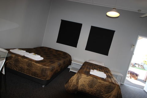 Ned Kelly's Motel - New Castle Holiday 5