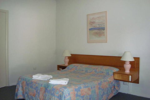 Blakehurst Motor Inn - New Castle Holiday 4