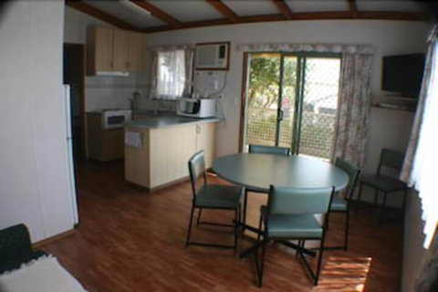 Sea Vu Caravan Park - New Castle Holiday 3