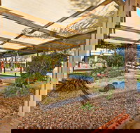 All Rivers Motor Inn - New Castle Holiday