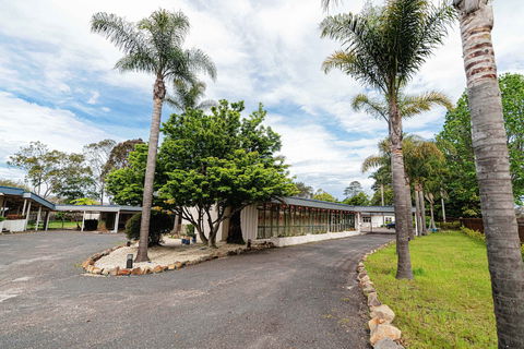Eden Nimo Motel - New Castle Holiday 4