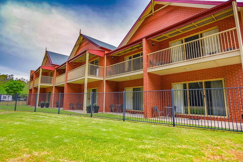 Murray Waters Motor Inn & Apartments - New Castle Holiday 3