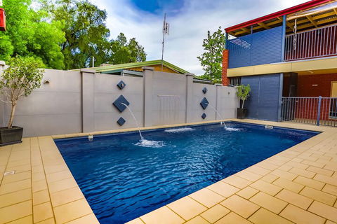 Murray Waters Motor Inn & Apartments - New Castle Holiday 1