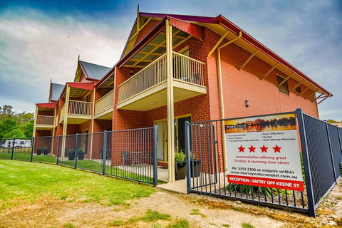 Murray Waters Motor Inn & Apartments - New Castle Holiday 4