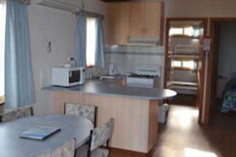 Holiday Lifestyle Henty Bay Portland - New Castle Holiday 5