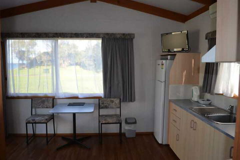 Holiday Lifestyle Henty Bay Portland - New Castle Holiday 3
