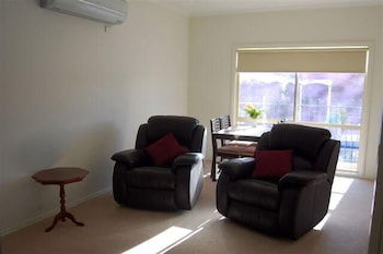 Aarinda Holiday Apartments - New Castle Holiday 3
