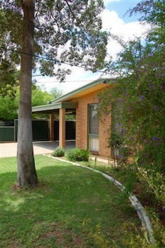 Aarinda Holiday Apartments - New Castle Holiday 6