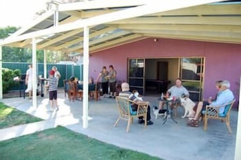 Aarinda Holiday Apartments - New Castle Holiday 5