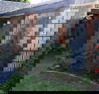 Hawthorn Holiday House - New Castle Holiday