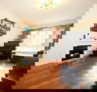 3 43 Thames Holiday Unit - New Castle Holiday