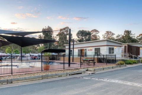 NRMA Echuca Holiday Park - New Castle Holiday 6