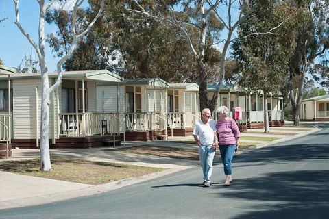 NRMA Echuca Holiday Park - New Castle Holiday 1