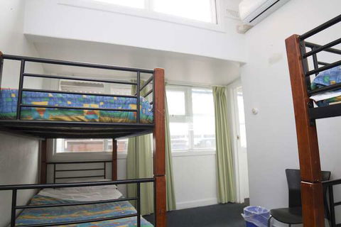 Brunswick Hotel Hostel - New Castle Holiday 7