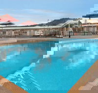 The Ashwood Motel - New Castle Holiday