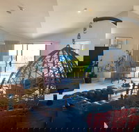 Seaview Bed and Breakfast - New Castle Holiday