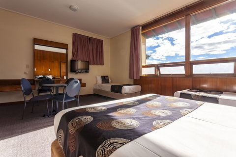 Black Buffalo Hotel - New Castle Holiday 0