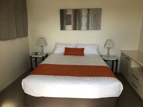 21 On Hursley Motel Apartments - New Castle Holiday 3
