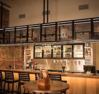 Queens Arms Hotel - New Castle Holiday