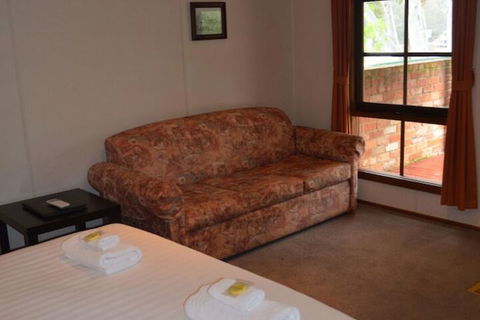 Tasman Holiday Parks - Merool On The Murray - New Castle Holiday 6