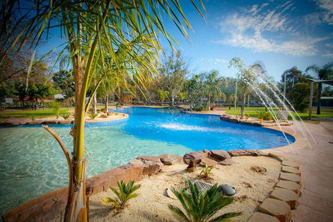 Tasman Holiday Parks - Merool On The Murray - New Castle Holiday 1