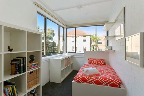 Jacques Avenue - New Castle Holiday 4