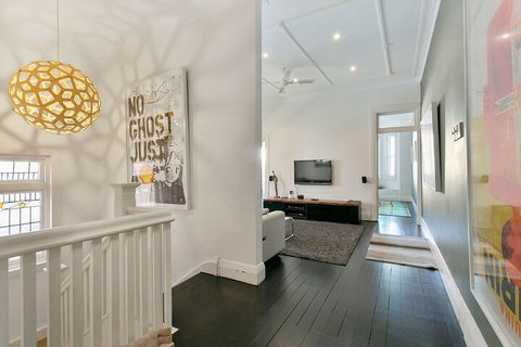 Jacques Avenue - New Castle Holiday 3