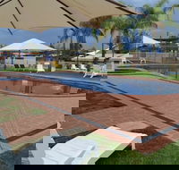 Sun Country Lifestyle Park - New Castle Holiday