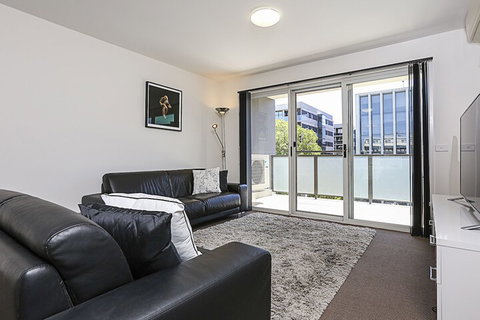 Accommodate Canberra - Braddon 33 - New Castle Holiday 5