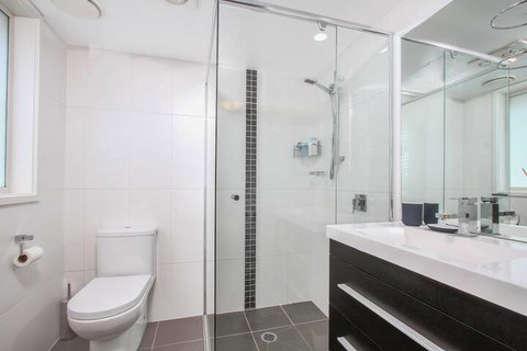Accommodate Canberra - Braddon 33 - New Castle Holiday 7