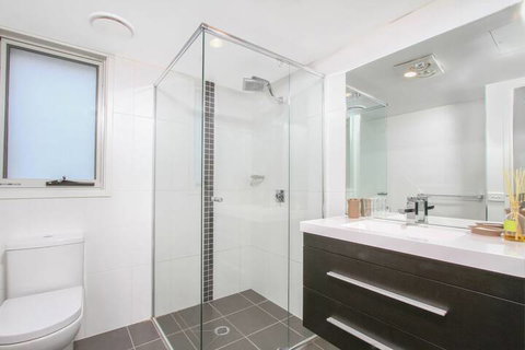 Accommodate Canberra - Braddon 33 - New Castle Holiday 3