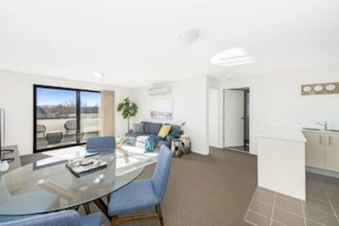 Accommodate Canberra - Century - New Castle Holiday 5