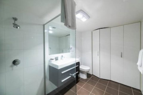 Accommodate Canberra - Century - New Castle Holiday 3