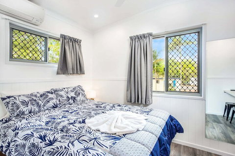 Lake Tinaroo Holiday Park - New Castle Holiday 6