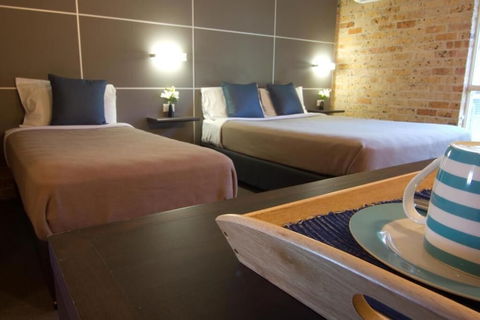Lakeview Hotel Motel - New Castle Holiday 3