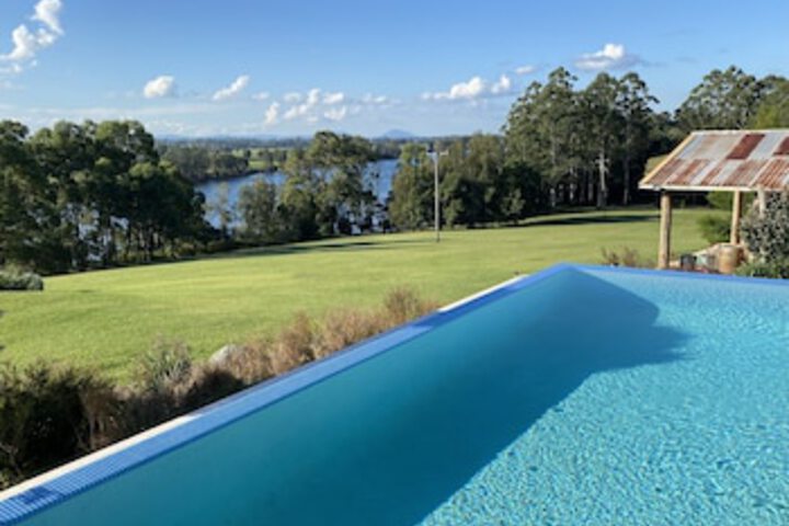 Tinonee NSW New Castle Holiday