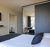 The Mansfield Park Hotel - New Castle Holiday