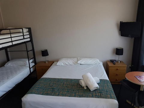 Gateshead Tavern Motel - New Castle Holiday 4
