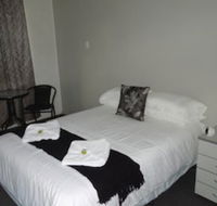 Oonoonba Hotel Motel - New Castle Holiday