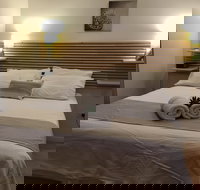 Sunbird Gardens - New Castle Holiday