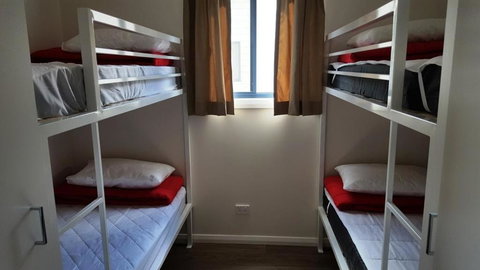 Horsham Riverside Caravan Park - New Castle Holiday 3