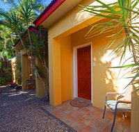 Eden House Retreat - New Castle Holiday